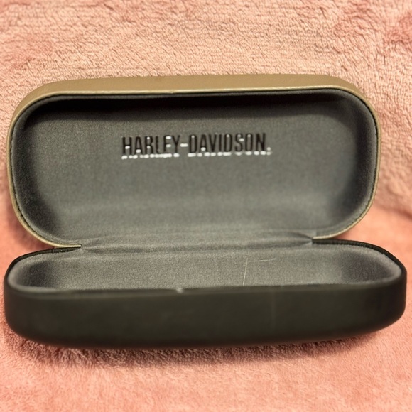 Harley-Davidson Olive Protective Eyewear Case - Picture 3 of 3